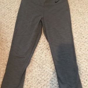 Nike Crop Training tights